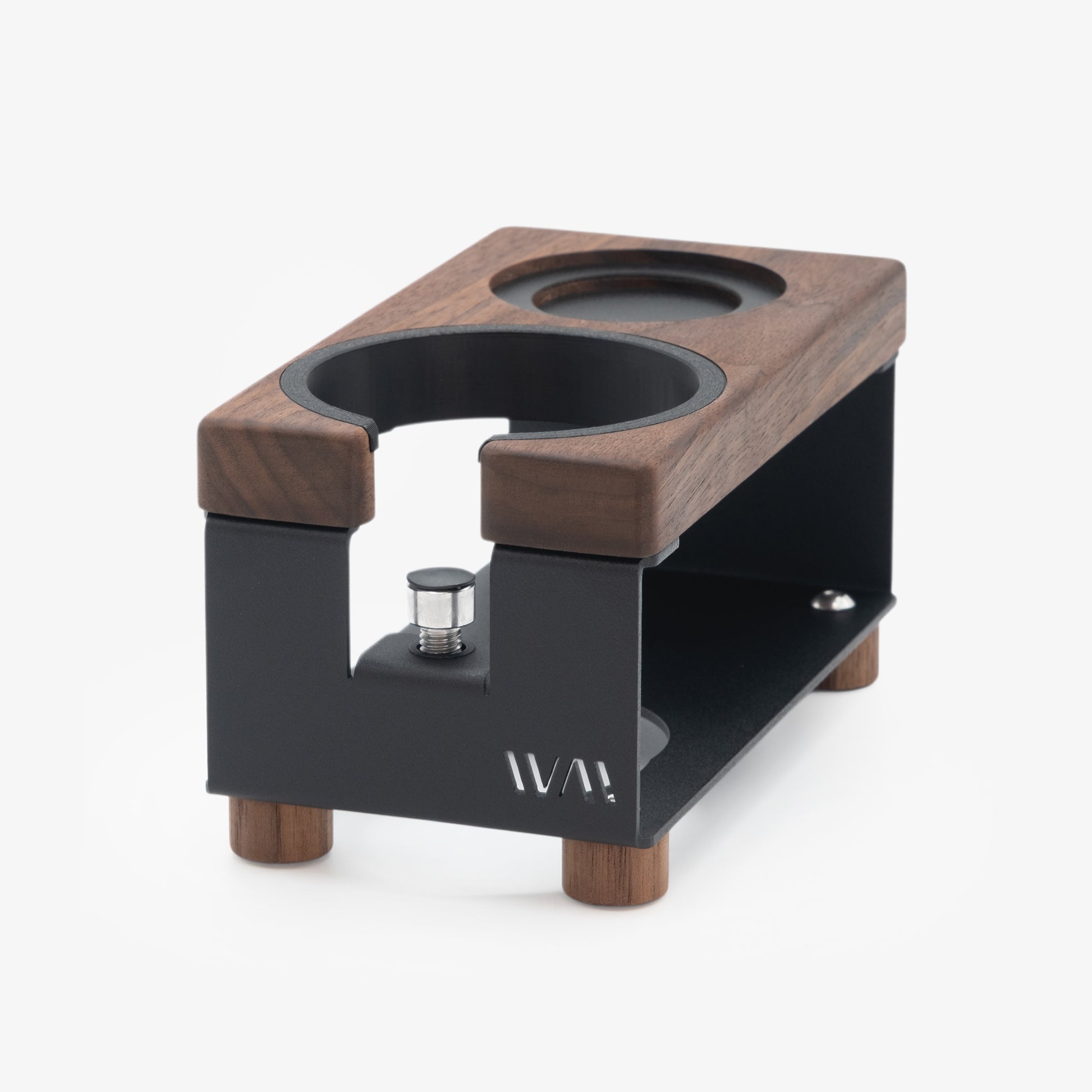 Tamperstation Lang aus pulverbeschichtetem Edelstahl in Schwarz mit Nussbaum-Elementen