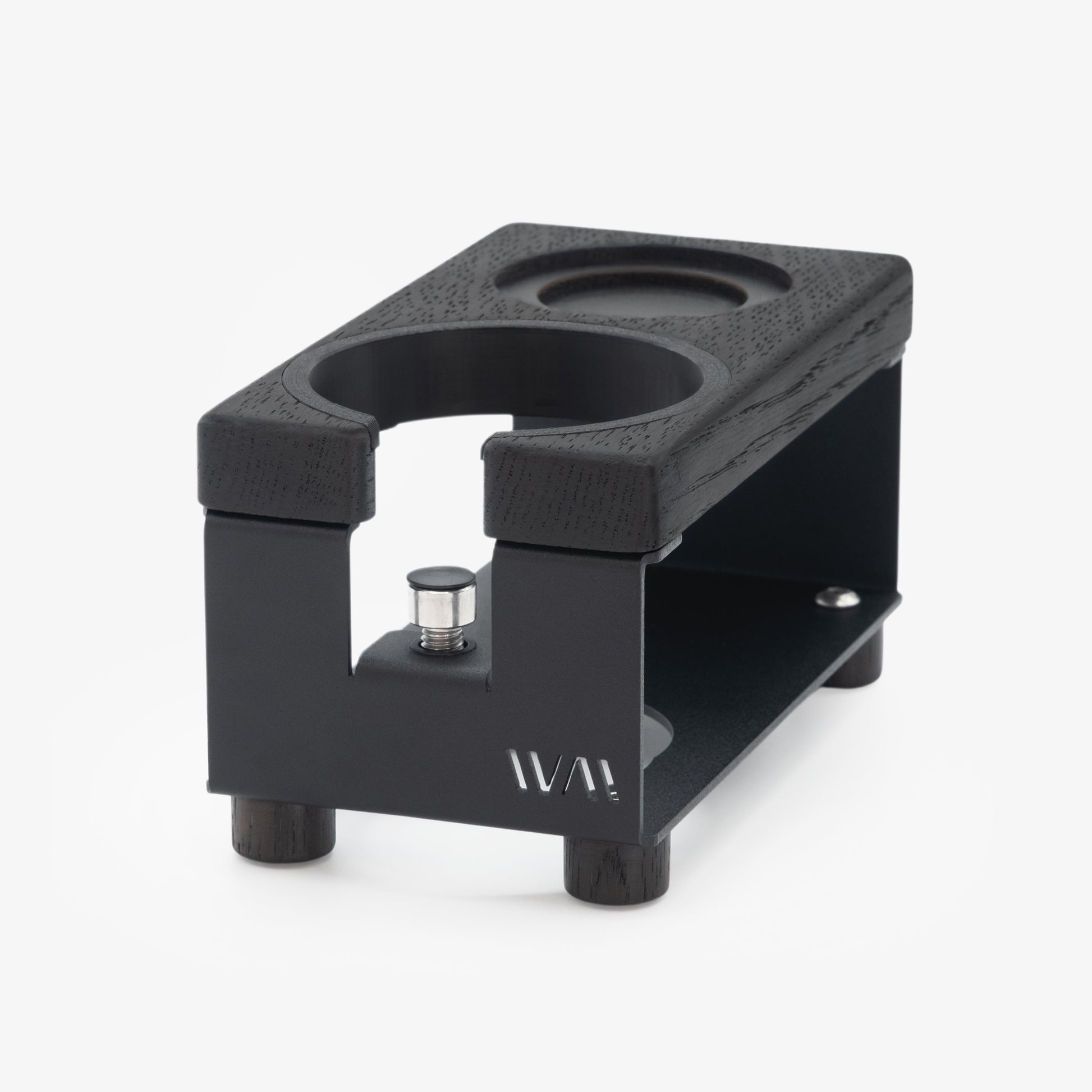 Tamperstation Lang aus pulverbeschichtetem Edelstahl in Schwarz mit Räuchereiche-Elementen