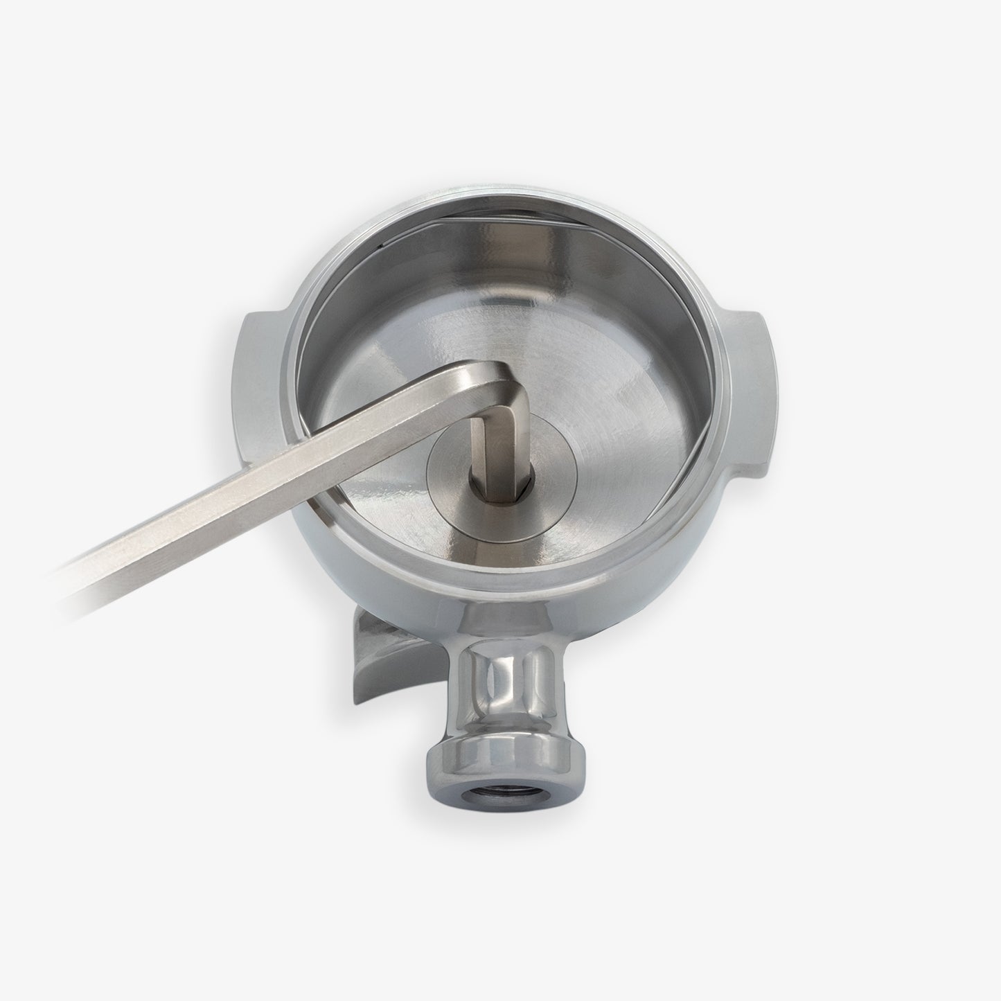 Innenansicht des 360° Siebträgerkopfs aus Edelstahl für e61 Brühgruppen